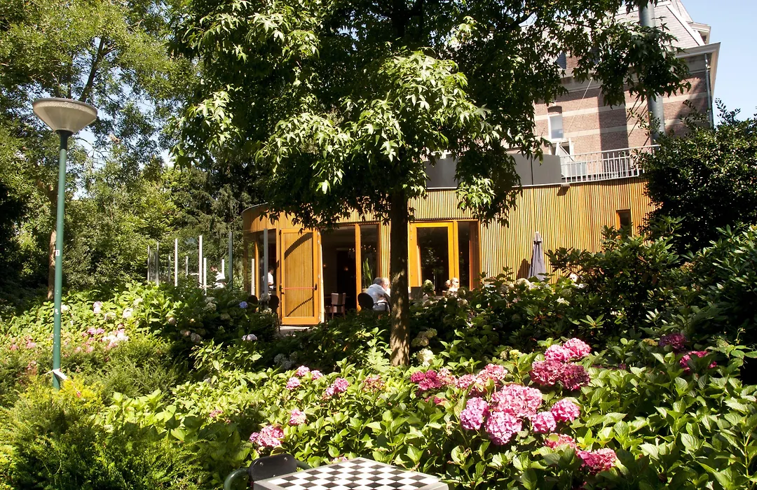 Hotel De Villa-1